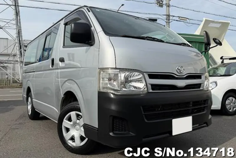 2011 Toyota / Hiace Stock No. 134718
