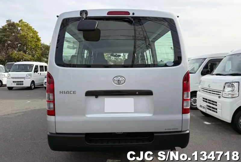 2011 Toyota / Hiace Stock No. 134718