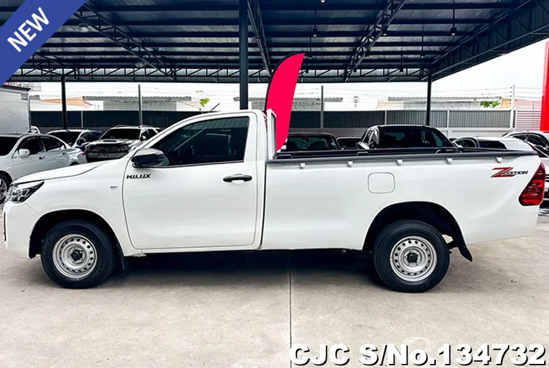 2022 Toyota / Hilux / Revo Stock No. 134732