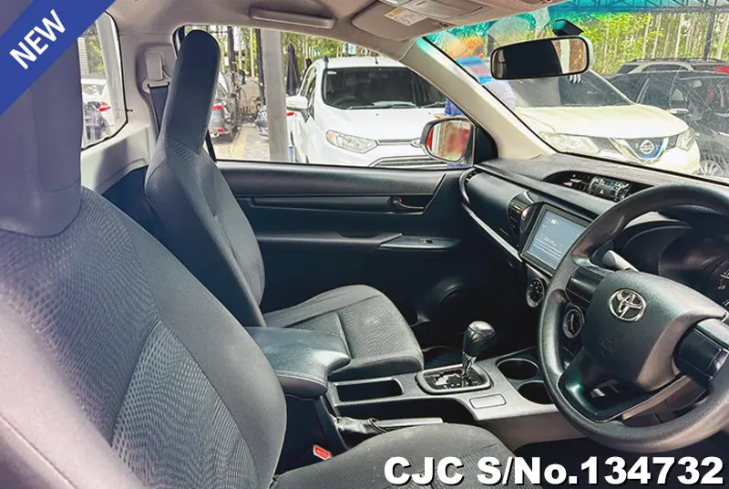 2022 Toyota / Hilux / Revo Stock No. 134732