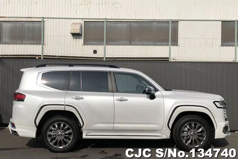 2025 Toyota / Land Cruiser Stock No. 134740