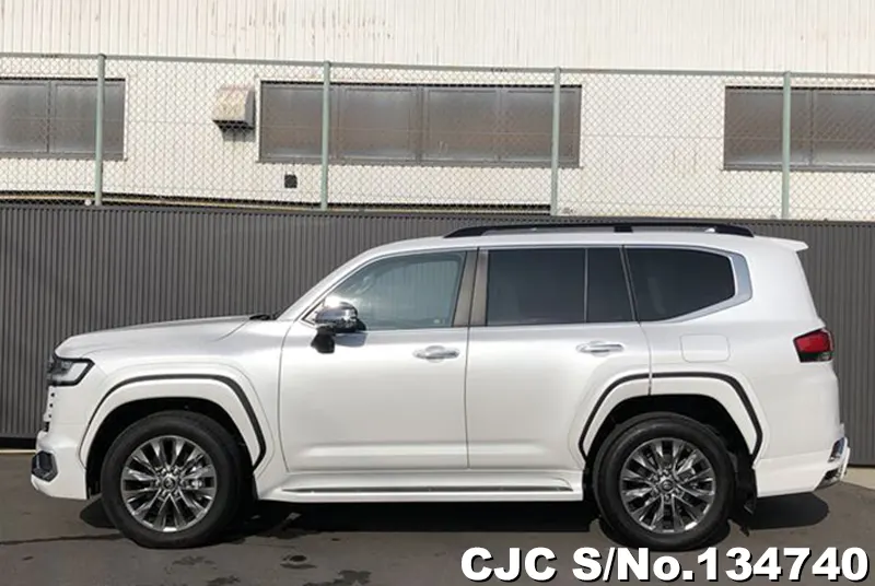 2025 Toyota / Land Cruiser Stock No. 134740