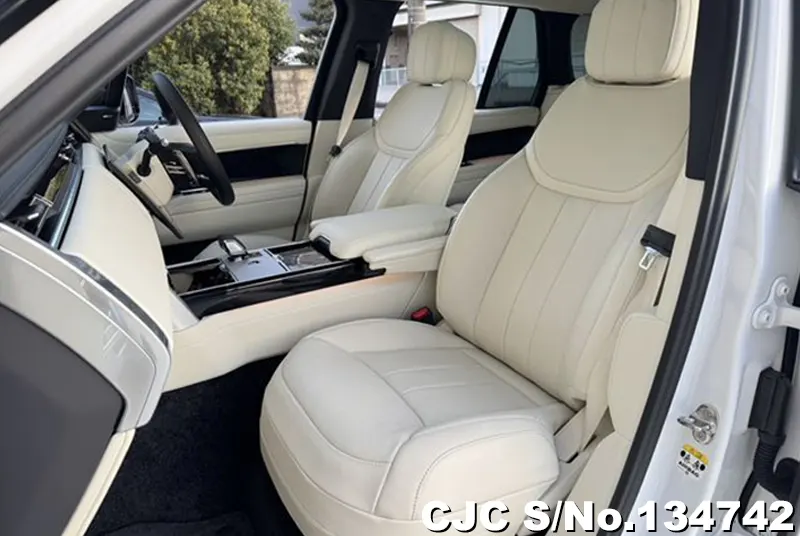 2025 Land Rover / Range Rover Stock No. 134742
