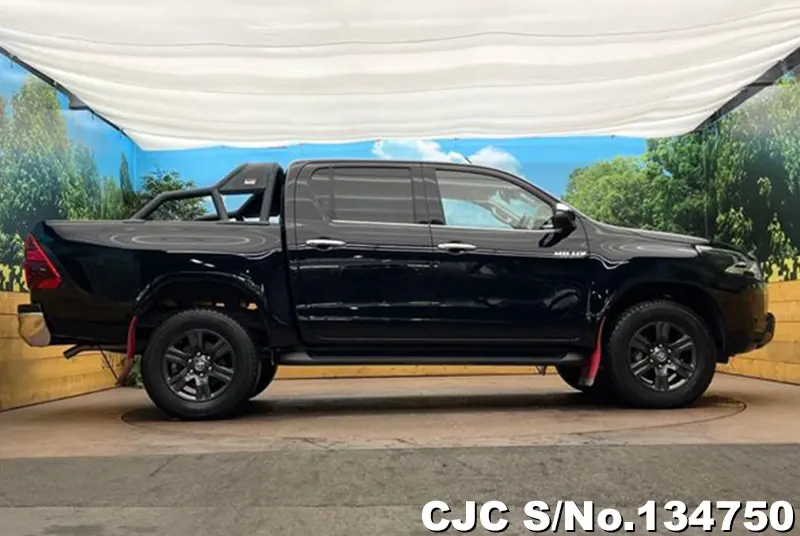 2021 Toyota / Hilux Stock No. 134750