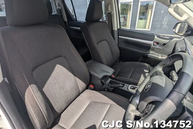 2020 Toyota / Hilux Stock No. 134752