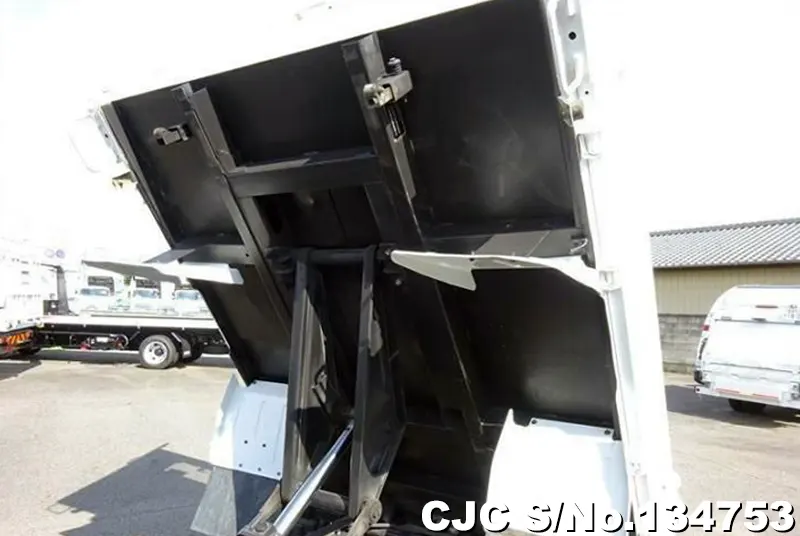 2018 Isuzu / Elf Stock No. 134753