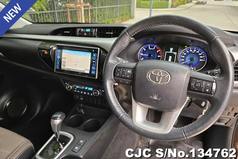 2017 Toyota / Hilux / Revo Stock No. 134762