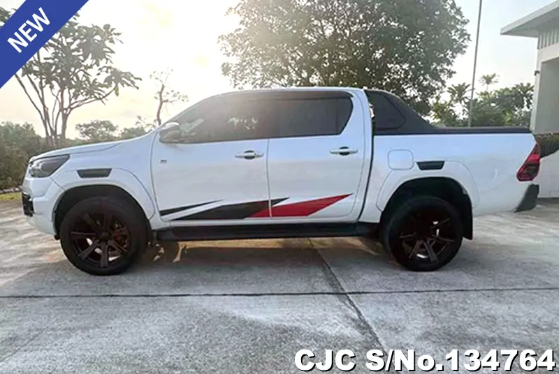 2023 Toyota / Hilux / Revo Stock No. 134764