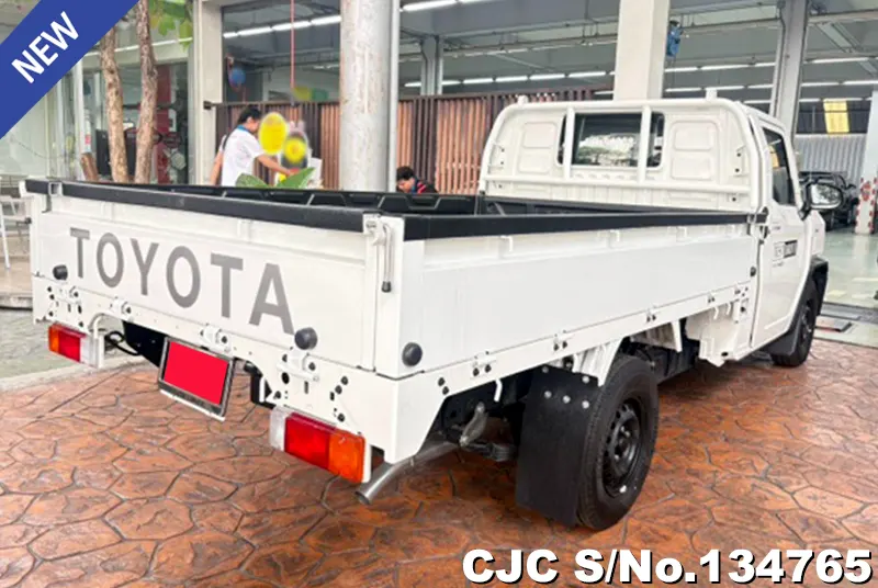 2025 Toyota / Hilux / Champ Stock No. 134765