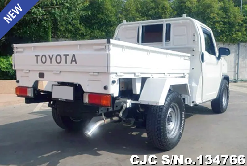 2025 Toyota / Hilux / Champ Stock No. 134766