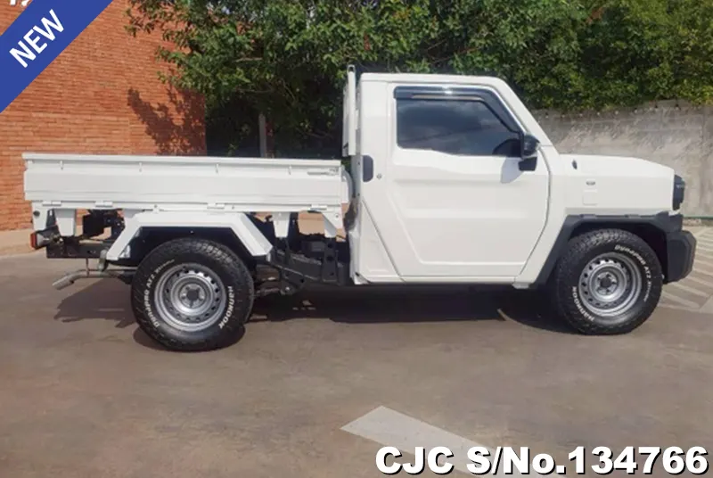 2025 Toyota / Hilux / Champ Stock No. 134766