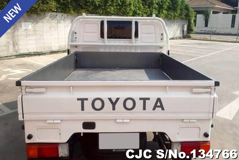 2025 Toyota / Hilux / Champ Stock No. 134766