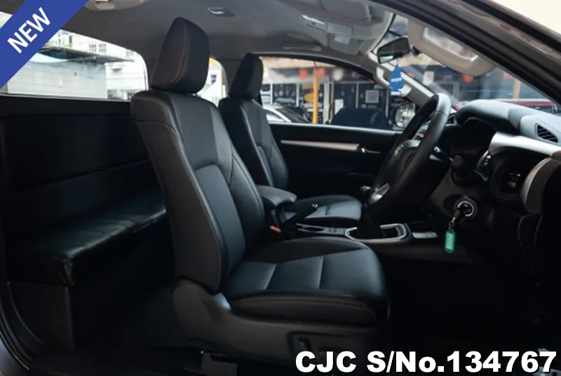 2025 Toyota / Hilux / Revo Stock No. 134767
