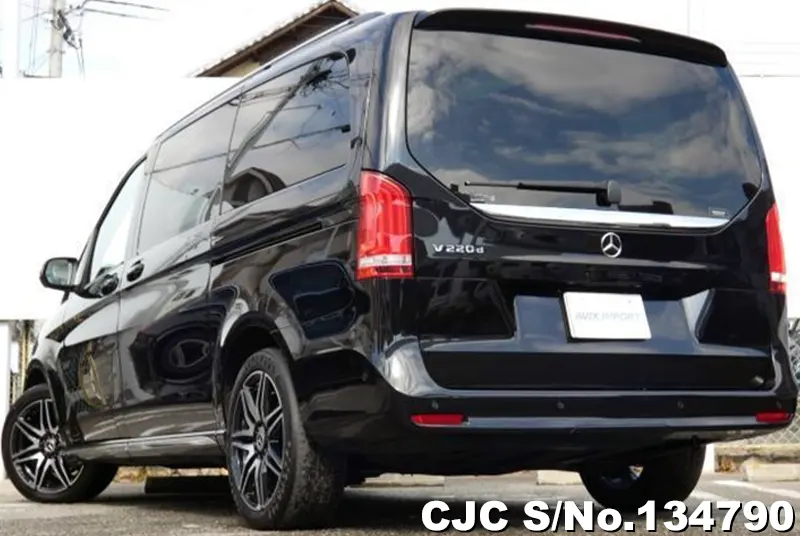 2024 Mercedes Benz / V Class Stock No. 134790