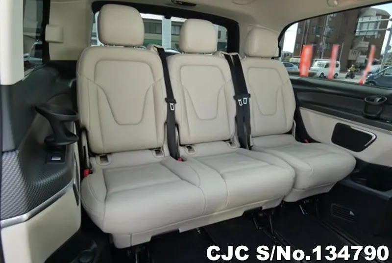 2024 Mercedes Benz / V Class Stock No. 134790