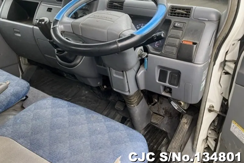 2004 Mitsubishi / Canter Stock No. 134801