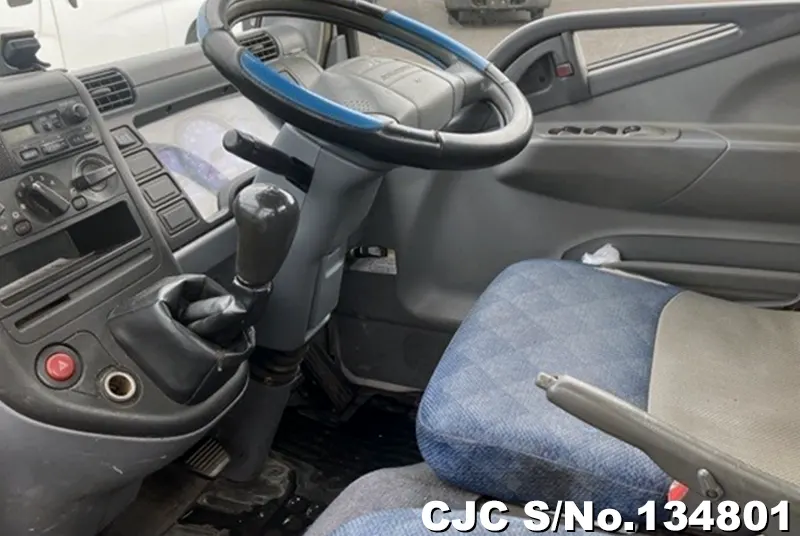 2004 Mitsubishi / Canter Stock No. 134801