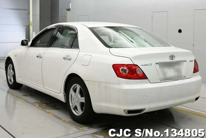 Toyota Mark X in White for Sale Image 1
