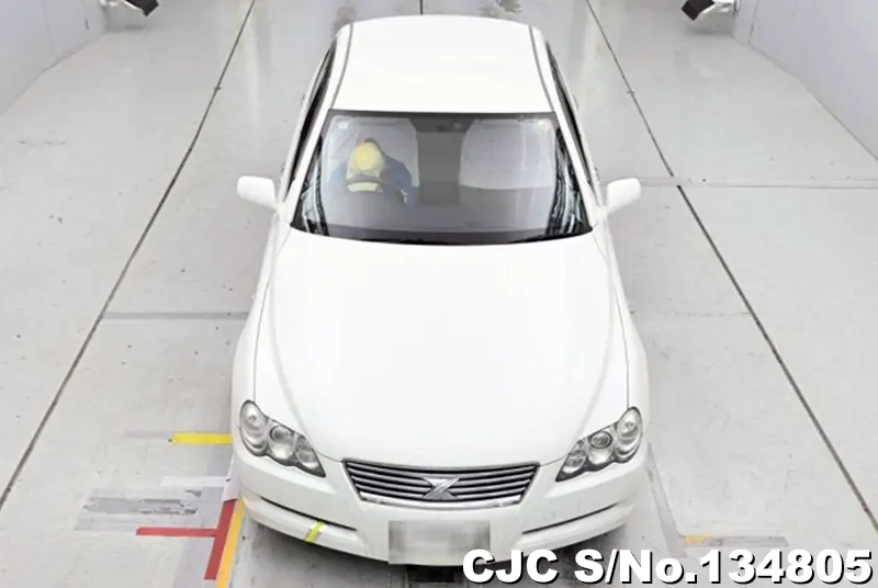 Toyota Mark X in White for Sale Image 4