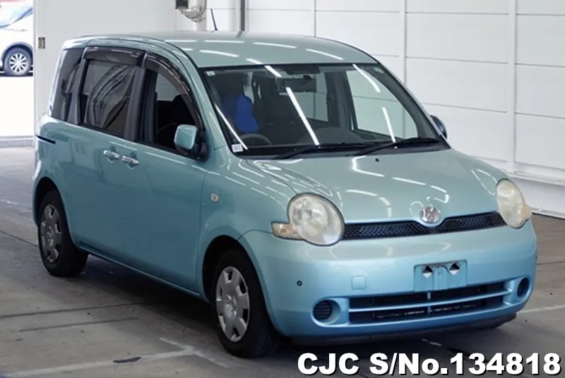 2005 Toyota / Sienta Stock No. 134818