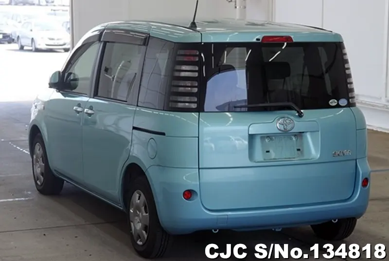2005 Toyota / Sienta Stock No. 134818