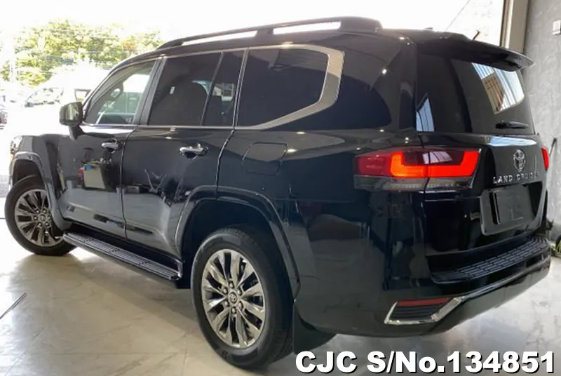2023 Toyota / Land Cruiser Stock No. 134851