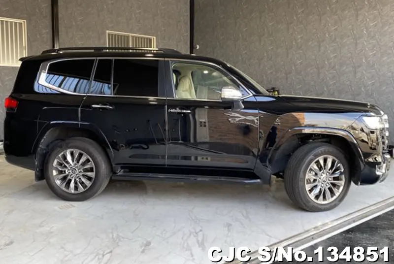 2023 Toyota / Land Cruiser Stock No. 134851