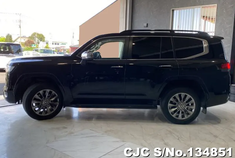 2023 Toyota / Land Cruiser Stock No. 134851