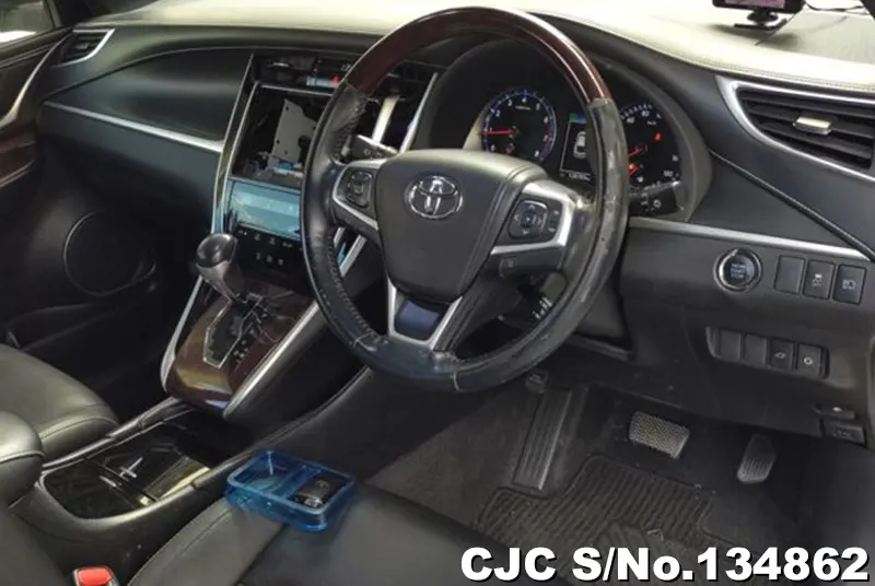 2014 Toyota / Harrier Stock No. 134862