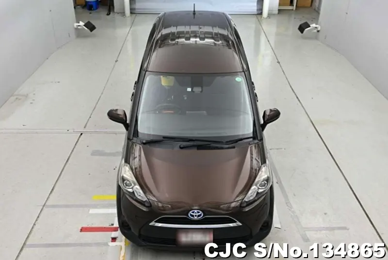2017 Toyota / Sienta Stock No. 134865