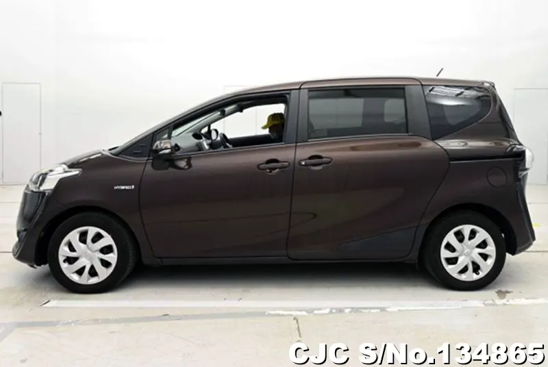2017 Toyota / Sienta Stock No. 134865