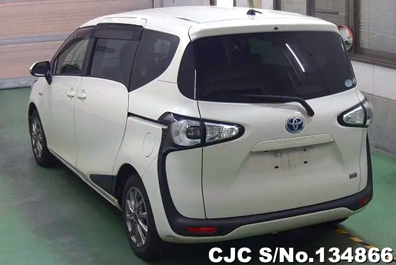 2017 Toyota / Sienta Stock No. 134866