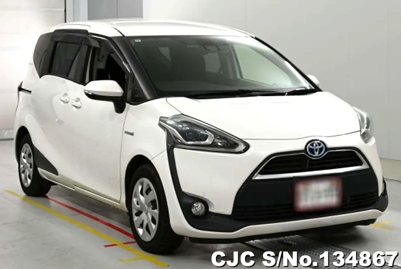2017 Toyota / Sienta Stock No. 134867