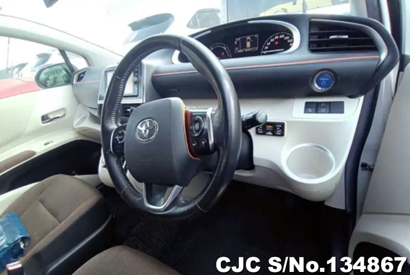 2017 Toyota / Sienta Stock No. 134867