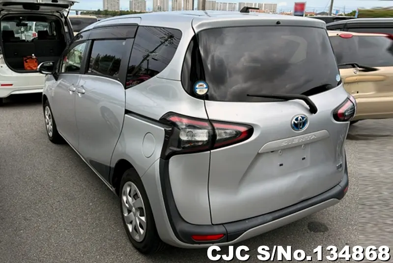 2017 Toyota / Sienta Stock No. 134868