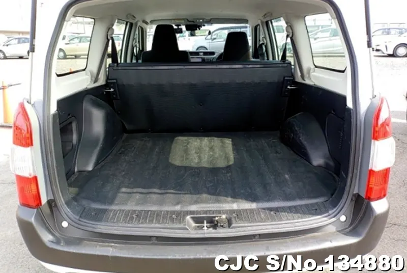 2017 Toyota / Probox Stock No. 134880