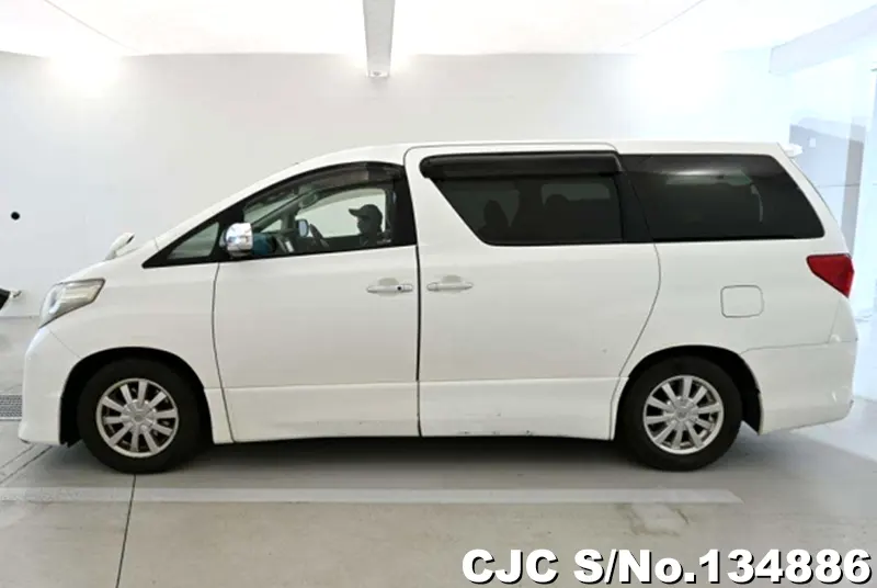 2011 Toyota / Alphard Stock No. 134886