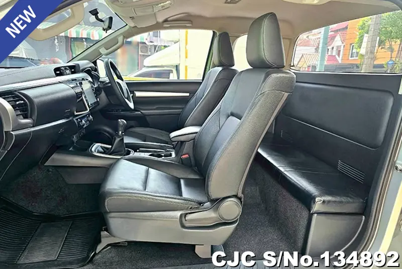 2022 Toyota / Hilux / Revo Stock No. 134892