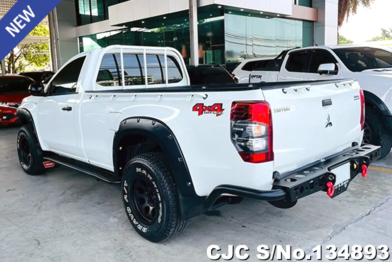 2022 Mitsubishi / Triton Stock No. 134893