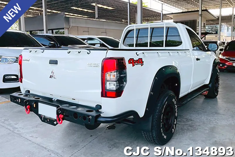 2022 Mitsubishi / Triton Stock No. 134893
