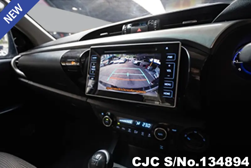 2017 Toyota / Hilux / Revo Stock No. 134894