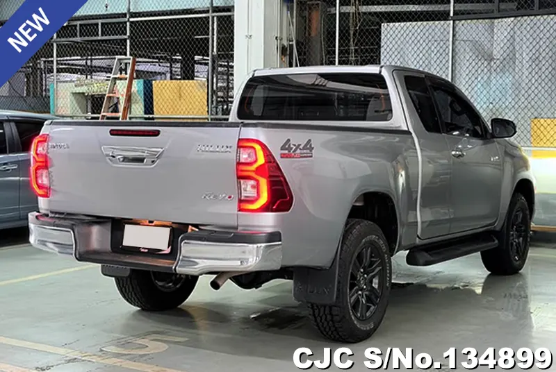 2021 Toyota / Hilux / Revo Stock No. 134899
