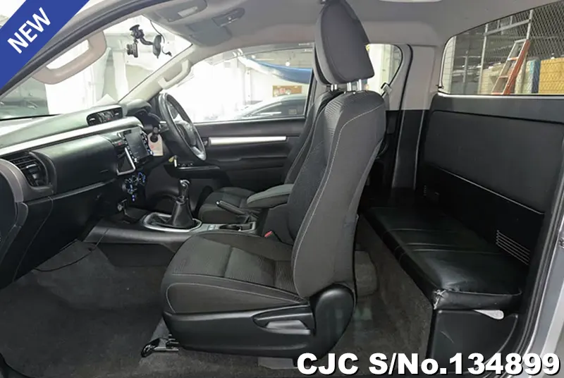 2021 Toyota / Hilux / Revo Stock No. 134899