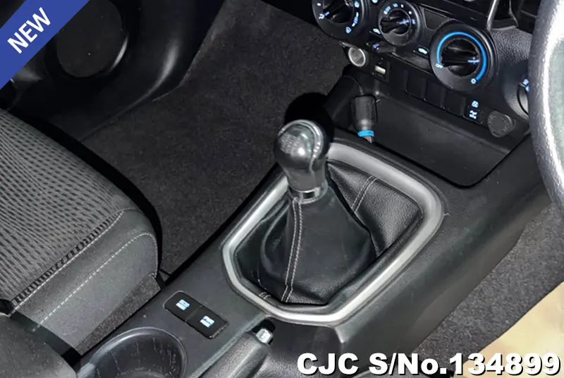 2021 Toyota / Hilux / Revo Stock No. 134899