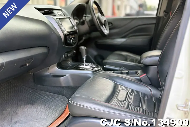 2021 Nissan / Navara Stock No. 134900