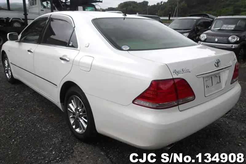2005 Toyota / Crown Stock No. 134908