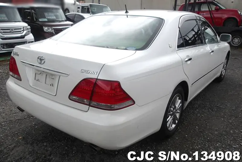 2005 Toyota / Crown Stock No. 134908