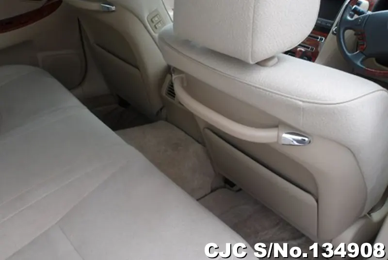 2005 Toyota / Crown Stock No. 134908
