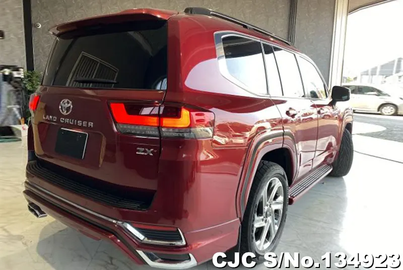 2022 Toyota / Land Cruiser Stock No. 134923