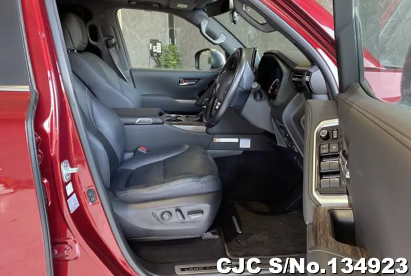 2022 Toyota / Land Cruiser Stock No. 134923